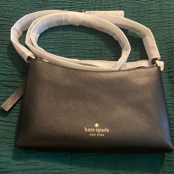kate spade Handbags - Kate Spade Purse